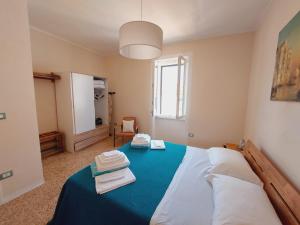 A bed or beds in a room at Il veliero