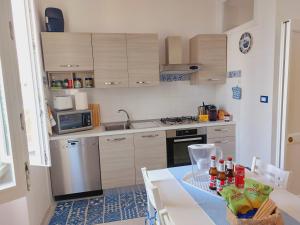 A kitchen or kitchenette at Il veliero
