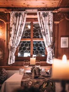 Zdjęcie z galerii obiektu Wellnessresidenz Alpenrose w mieście Maurach