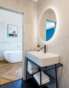 Vannituba majutusasutuses Villa Albi - Machne Yehuda Hotel