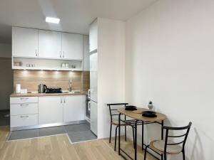 Imagen de la galería de Elegance Self check-in Free Parking, en Tuzla