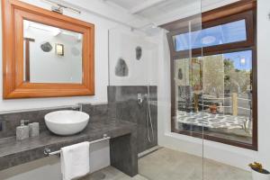 Koupelna v ubytování eco suite la Vegueta + 13 fotografií