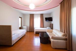 Letto o letti in una camera di Hotel Smile