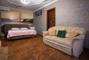 Letto o letti in una camera di Hotel Smile
