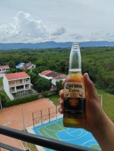 Nápoje v ubytování APARTAMENTO COMODO Y ELEGANTE EN RICAURTE CUNDINAMARCA a