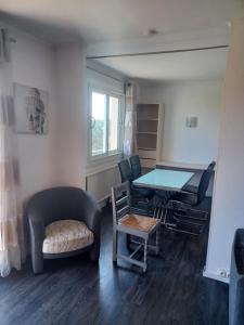 Posezení v ubytování Appartement 5 pièces AGDE