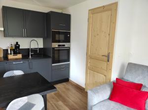 Gallery image of Appartement 3 étoiles avec balcon, vue montagne à Méribel Mottaret in Les Allues