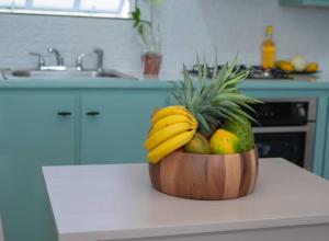 Una cocina o zona de cocina en SOHI Villa