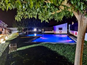 Bazén v ubytovaní Apartamento Rural Villa Aurora alebo v jeho blízkosti + 27 fotografií