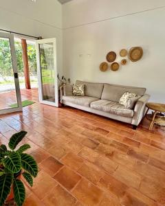Galeriebild der Unterkunft Casa Martin Cahuita Charming Spanish Home in Cahuita