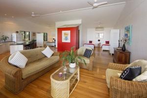 Istumisnurk majutusasutuses Gecko's Cottage - Absolute Beachfront