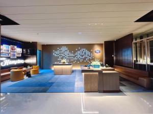 Area soggiorno di Hampton by Hilton Shenzhen Futian Port