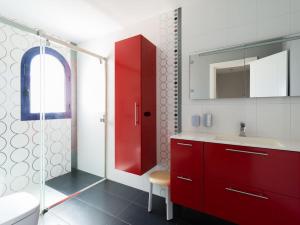A bathroom at Meloneras Bay Suites