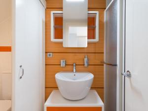 A bathroom at Meloneras Bay Suites