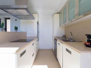 Kuchnia lub aneks kuchenny w obiekcie Salobre Villas Lagos