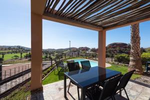 Basen w obiekcie Salobre Villas Lagos lub w pobliżu