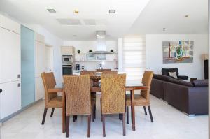 Küche/Küchenzeile in der Unterkunft Tauro Villas Deluxe