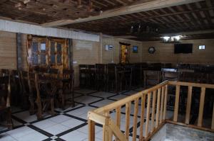 Restaurace v ubytování ДАН + 10 fotografií