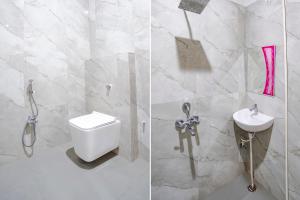 バラナシにあるFabHotel Siddhiの洗面台とトイレ付きのバスルームの写真2枚