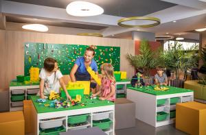 Гости Valamar Tirena Hotel