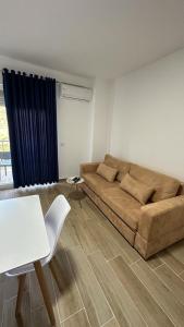 Oaz Apartments - Imazhi 9