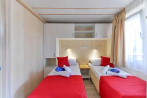 Gallery image of Mobil house Nevera 1 in Banj