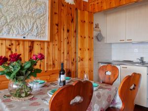 Η κουζίνα ή μικρή κουζίνα στο Apartment Christiania 2 O1 by Interhome