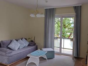 Ein Sitzbereich in der Unterkunft Apartment Meran-1 by Interhome