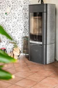 Kuchyň nebo kuchyňský kout v ubytování Holiday Home Enerhögen Flädern by Interhome