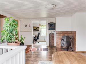 Posezení v ubytování Holiday Home Enerhögen Flädern by Interhome