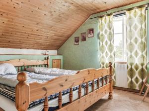 Postel nebo postele na pokoji v ubytování Holiday Home Enerhögen Flädern by Interhome