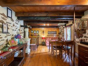 Fotografie z fotogalerie ubytování Chalet Il Gianlupo by Interhome v destinaci Bognanco