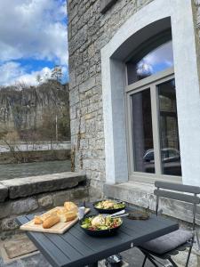 Jídlo v bed and breakfast nebo okolí