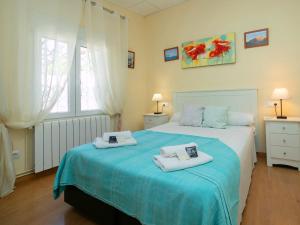 Posteľ alebo postele v izbe v ubytovaní Holiday Home Pedro by Interhome