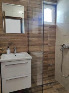 Ванная комната в Apartments Kata