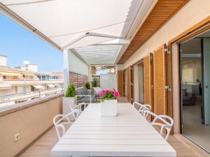 Balkón nebo terasa v ubytování Apartment Attic Sea Views by Interhome