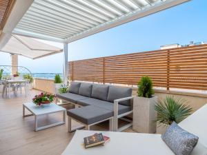 Balkón nebo terasa v ubytování Apartment Attic Sea Views by Interhome