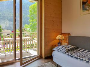 Postel nebo postele na pokoji v ubytování Apartment Beim Ahorn by Interhome