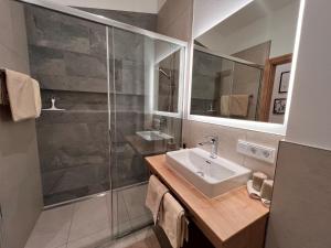 Ένα μπάνιο στο Apartment Apartement Haus Dankl by Interhome