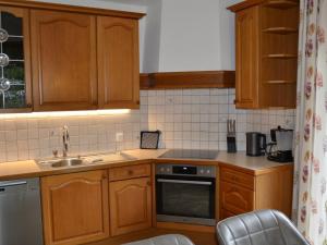Η κουζίνα ή μικρή κουζίνα στο Apartment Apart Hof Achenrainer by Interhome