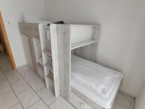 Postel nebo postele na pokoji v ubytování Apartment Mulino Vecchio by Interhome