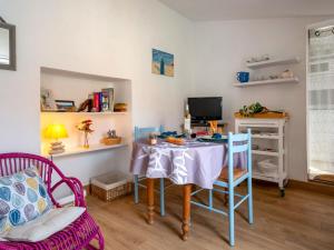 Køkken eller tekøkken på Holiday Home Jardin Secret by Interhome + 18 billeder