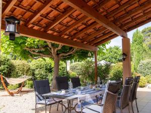 Zahrada ubytování Holiday Home Villa Corale Villa 18 by Interhome