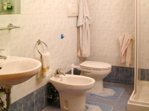 Ванная комната в Apartment Carioca by Interhome
