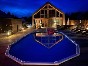Πισίνα στο ή κοντά στο Krasne Residence & SPA - STREFA CISZY