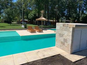 Piscine de l'établissement Quinta Las Flores ou située à proximité