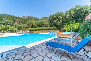 The swimming pool at or close to Arianna Superior Studio 18