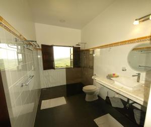 Koupelna v ubytování Hacienda Las Vainillas Boutique Hotel + 37 fotografií