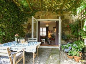Κήπος έξω από το The Bakehouse Studio Suite Room Only Accommodation