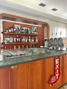 Lounge nebo bar v ubytování Hotel Columbia Frontemare